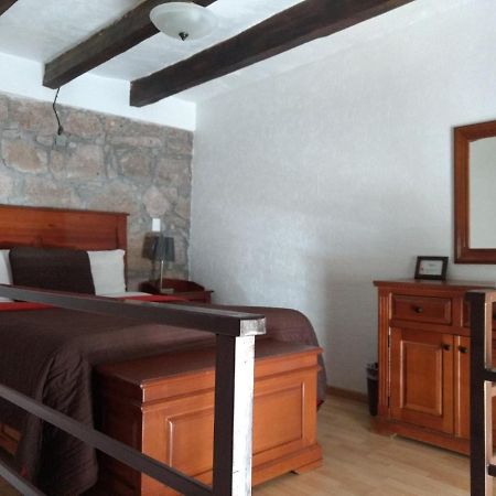Hotel Refugio Agustino موروليا المظهر الخارجي الصورة