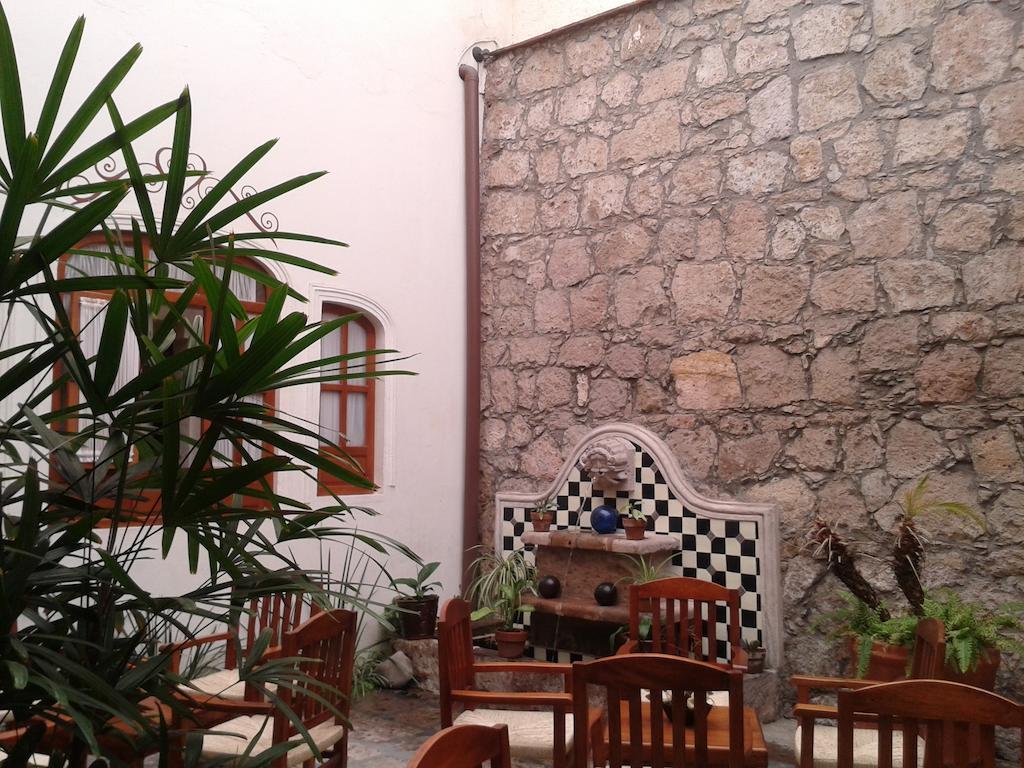 Hotel Refugio Agustino موروليا المظهر الخارجي الصورة