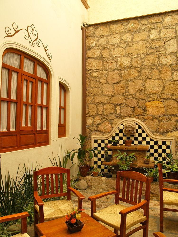 Hotel Refugio Agustino موروليا المظهر الخارجي الصورة