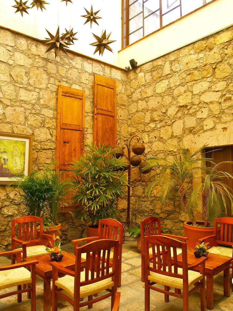 Hotel Refugio Agustino موروليا المظهر الخارجي الصورة