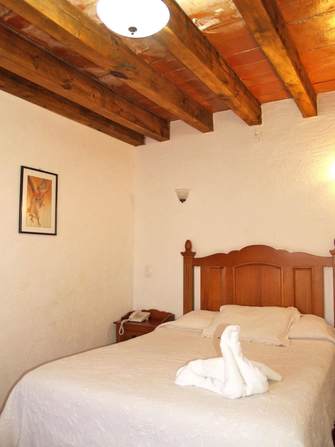 Hotel Refugio Agustino موروليا المظهر الخارجي الصورة